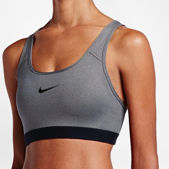 Nike Classic Padded Sports Bra - Picture 2 of 7